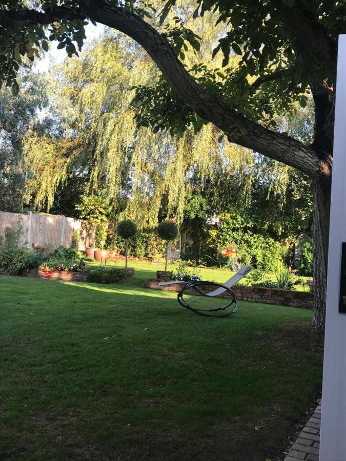 Corner House Luxury Bnb Little Dunmow Buitenkant foto